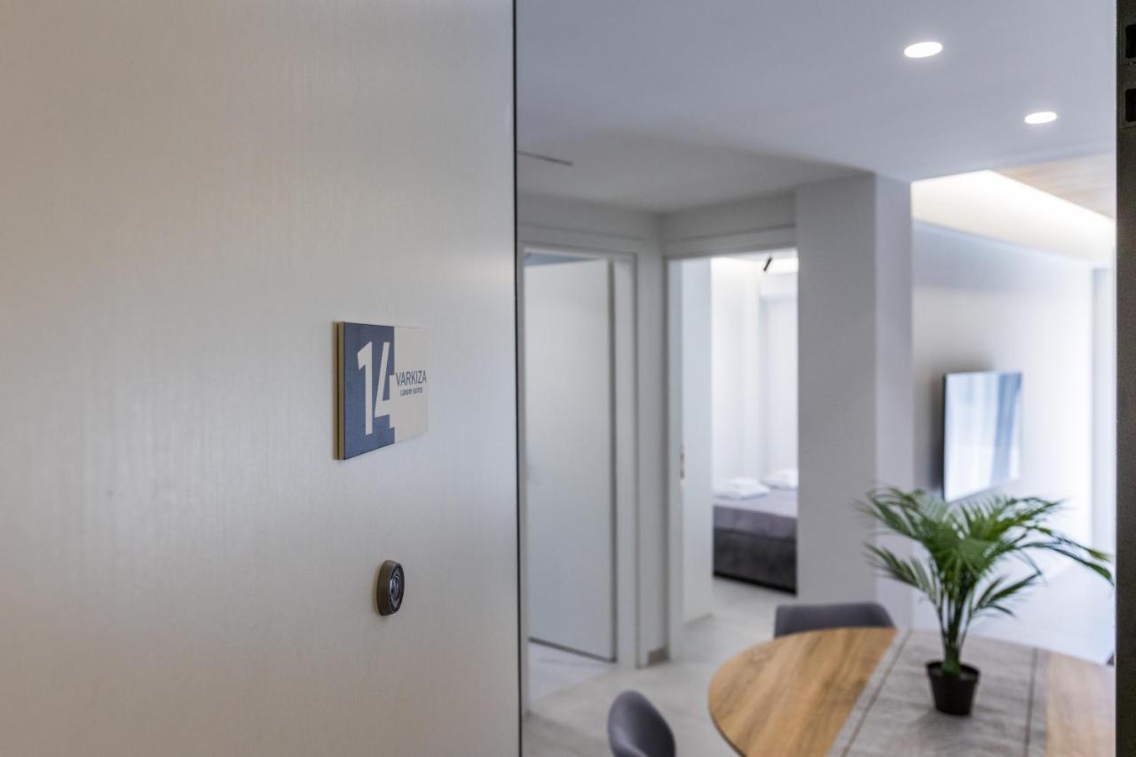 Varkiza Luxury Suites By Raise Vári Dış mekan fotoğraf