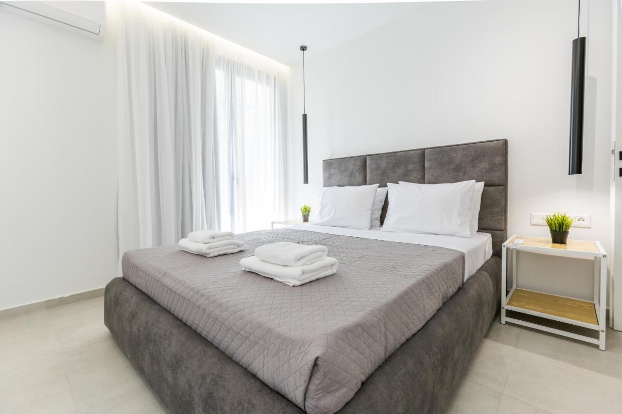 Varkiza Luxury Suites By Raise Vári Dış mekan fotoğraf