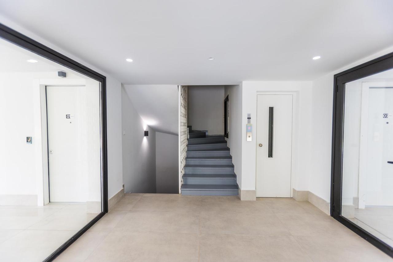 Varkiza Luxury Suites By Raise Vári Dış mekan fotoğraf