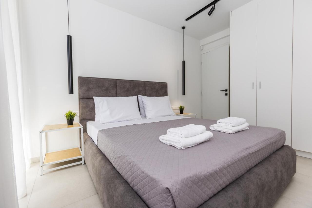 Varkiza Luxury Suites By Raise Vári Dış mekan fotoğraf