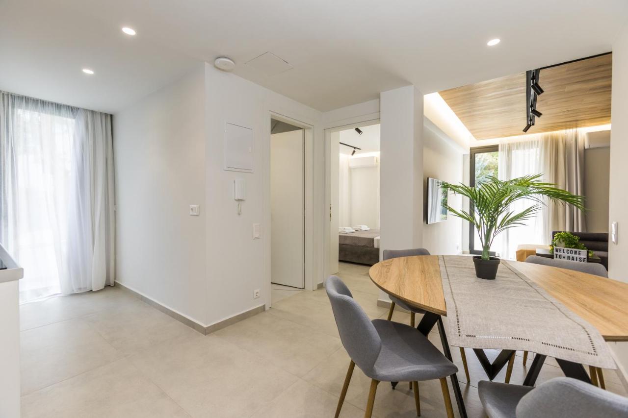 Varkiza Luxury Suites By Raise Vári Dış mekan fotoğraf