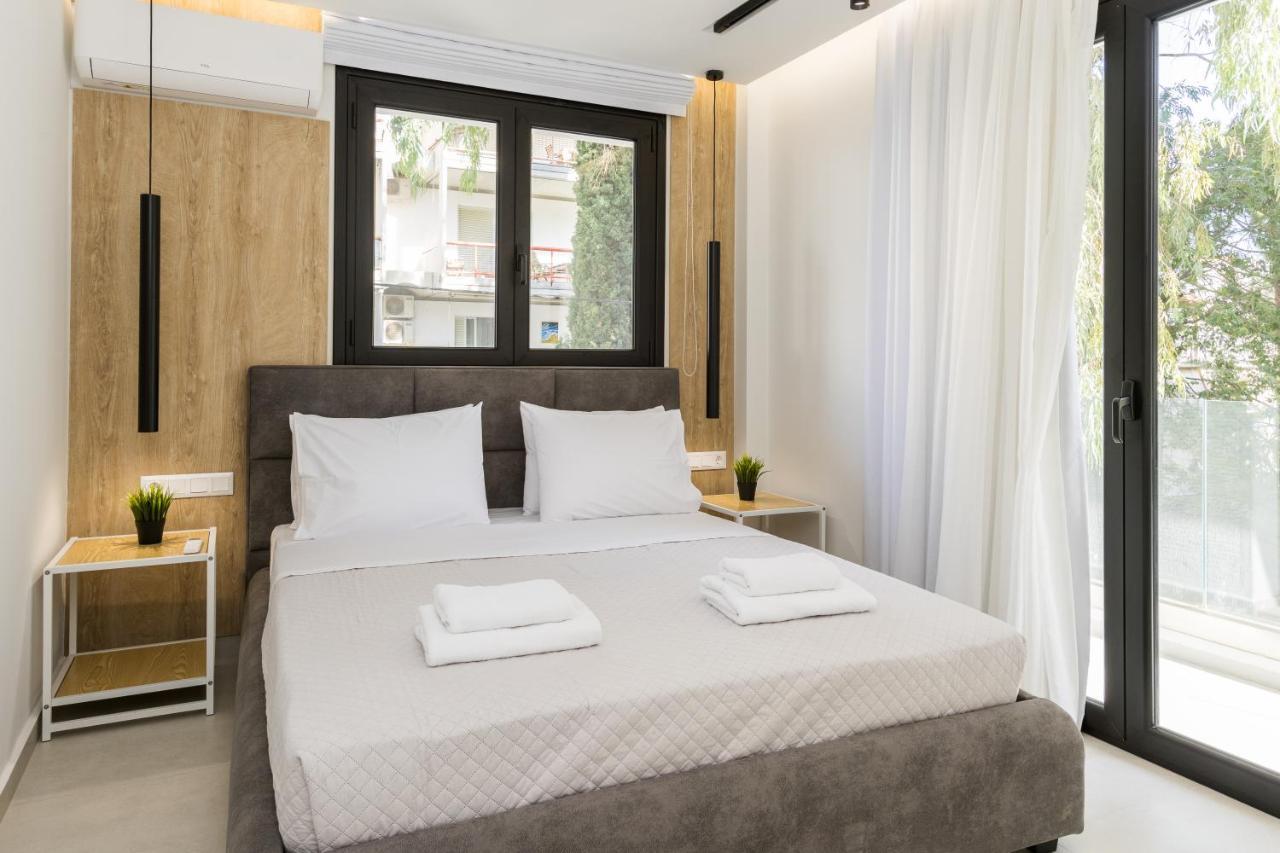 Varkiza Luxury Suites By Raise Vári Dış mekan fotoğraf