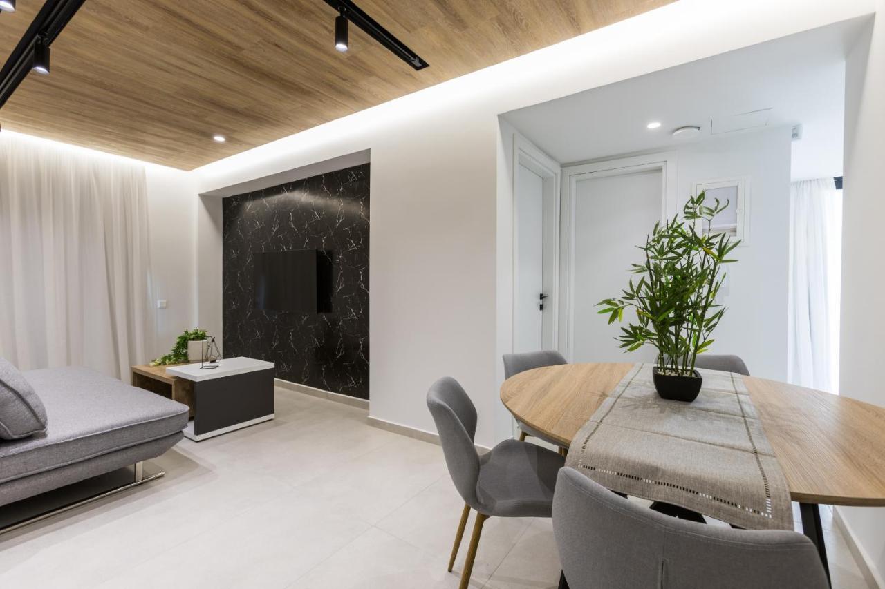 Varkiza Luxury Suites By Raise Vári Dış mekan fotoğraf