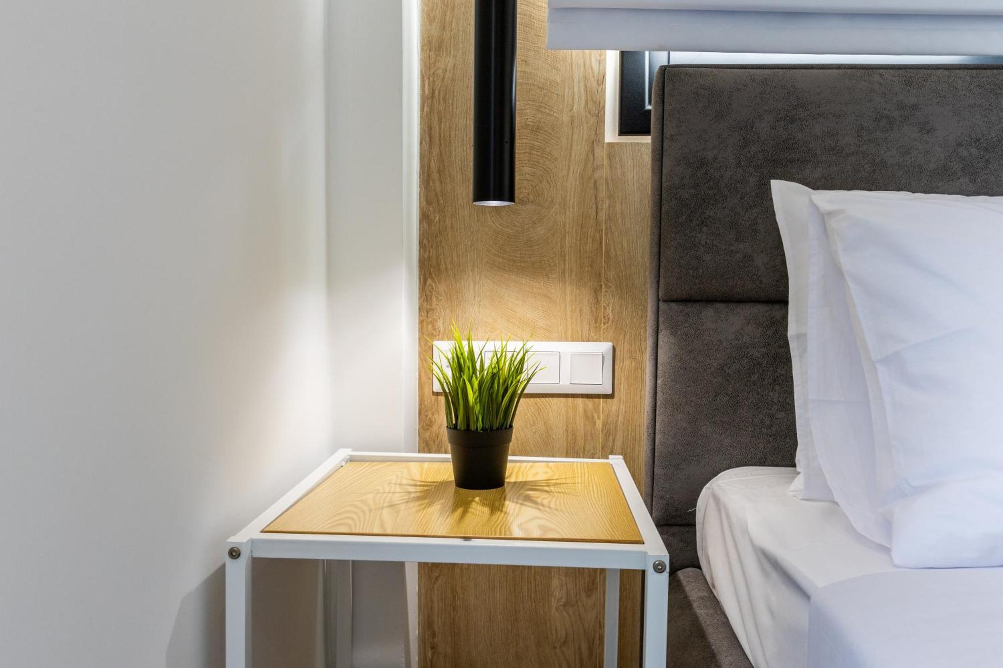 Varkiza Luxury Suites By Raise Vári Dış mekan fotoğraf