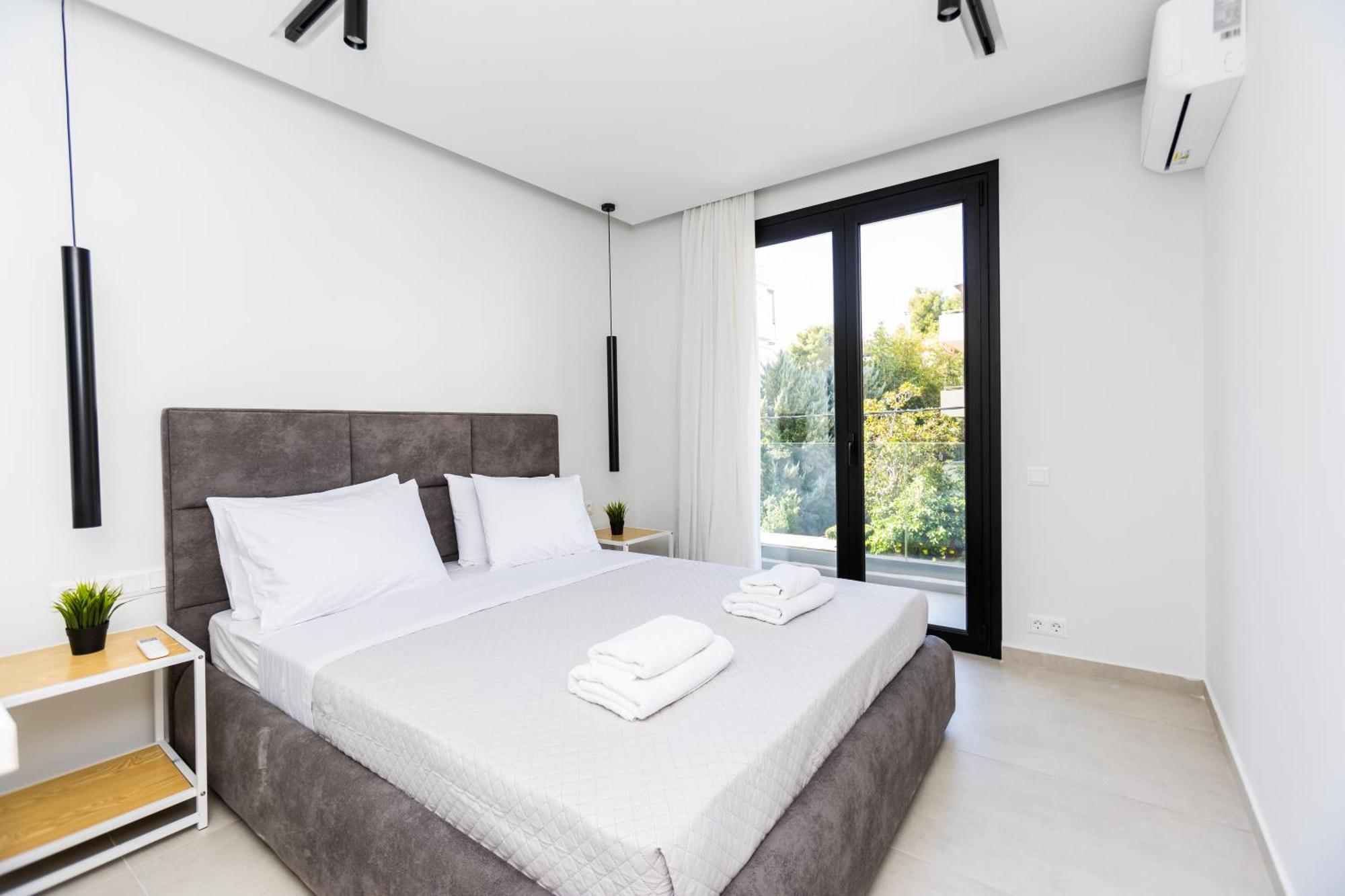 Varkiza Luxury Suites By Raise Vári Dış mekan fotoğraf